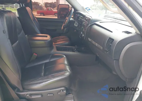 2011 Chevrolet Silverado 1500 Lt z USA, uszkodzony, nr VIN 1GCRCSE01BZ463301